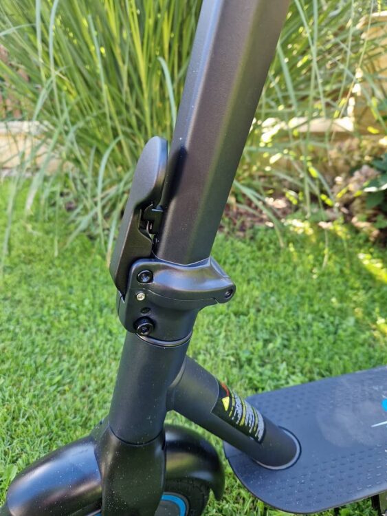 Elektrokoloběžka AERIUM MaxRide T500 - 05